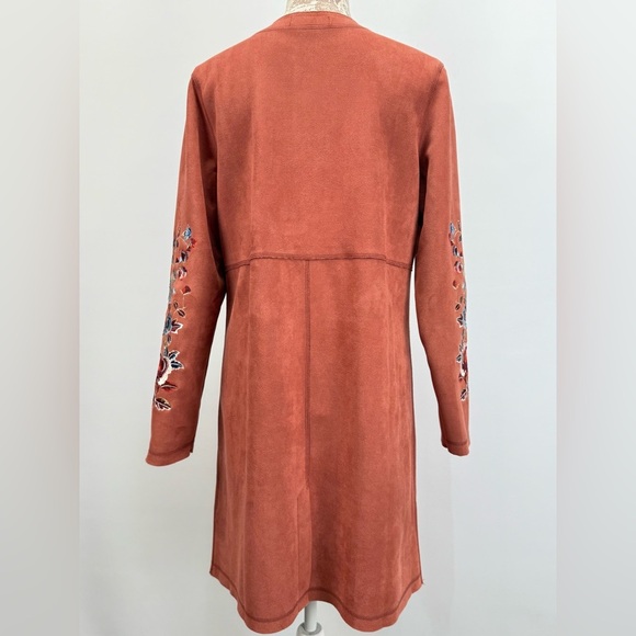 CACTUS + PEARL Women's Rust red Embroidered sleeve faux suede Jacket size S - Picture 7 of 12